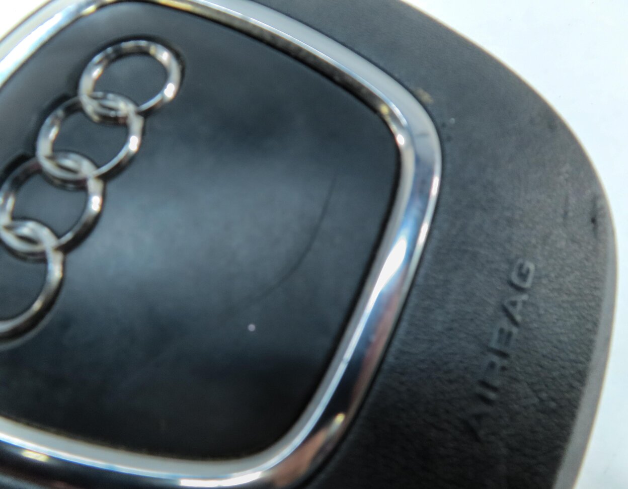Thumbnail 6: 2007-2010 AUDI Q7 (4L) FRONT LEFT DRIVER STEERING WHEEL AIRBAG AIR BAG (BLACK)