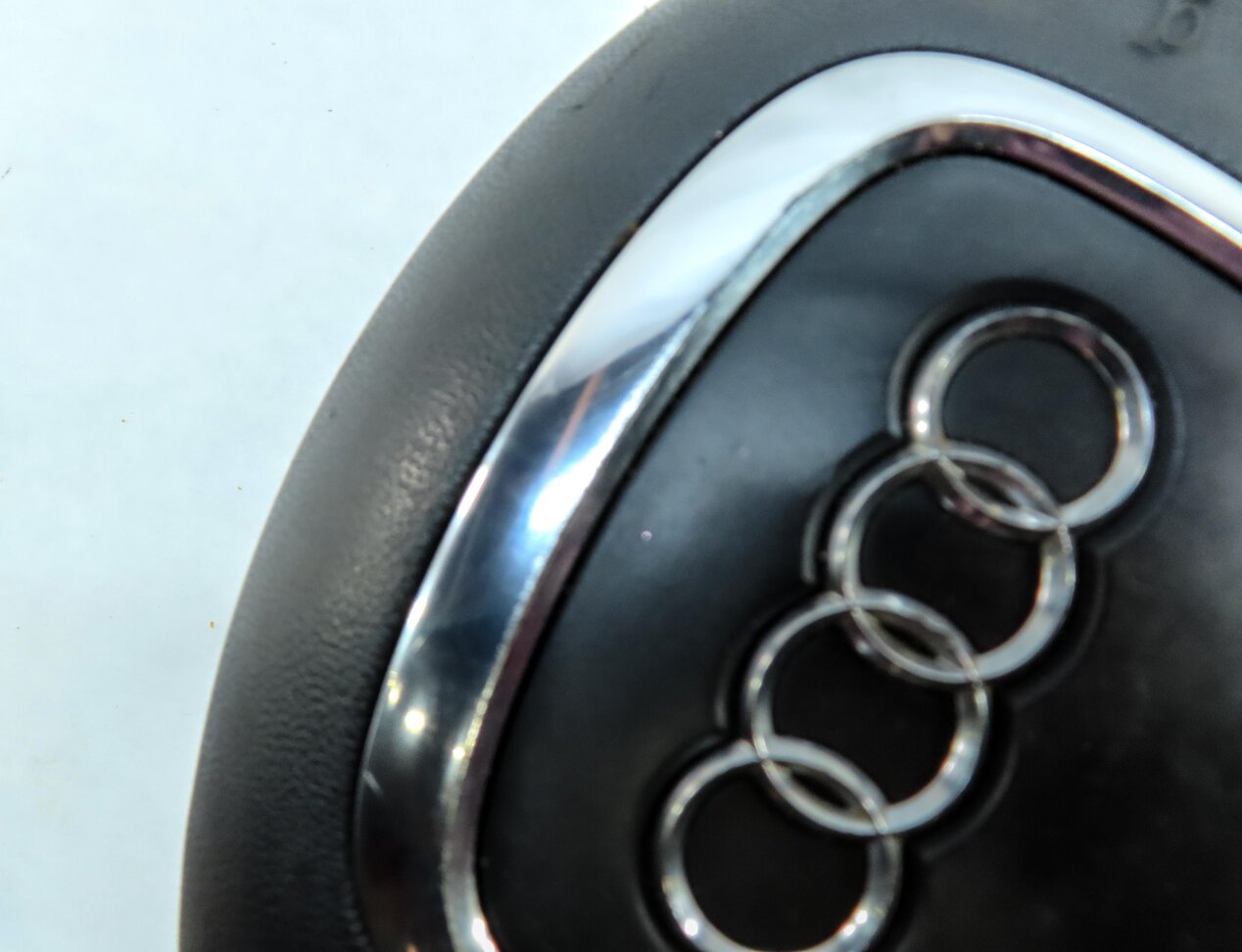 Thumbnail 7: 2007-2010 AUDI Q7 (4L) FRONT LEFT DRIVER STEERING WHEEL AIRBAG AIR BAG (BLACK)