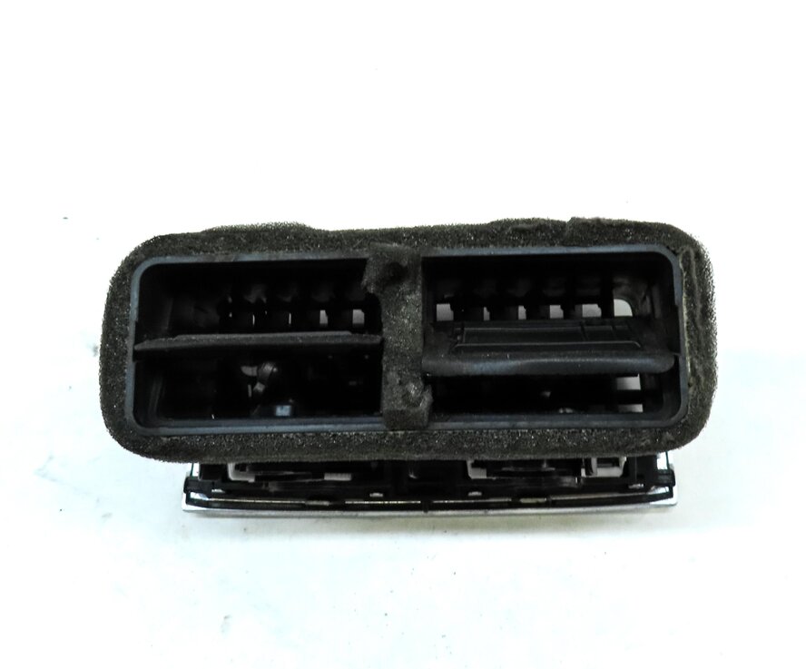 Thumbnail 5: 2010 AUDI Q7 (4L) REAR CENTER CONSOLE HEATER A/C AIR VENT