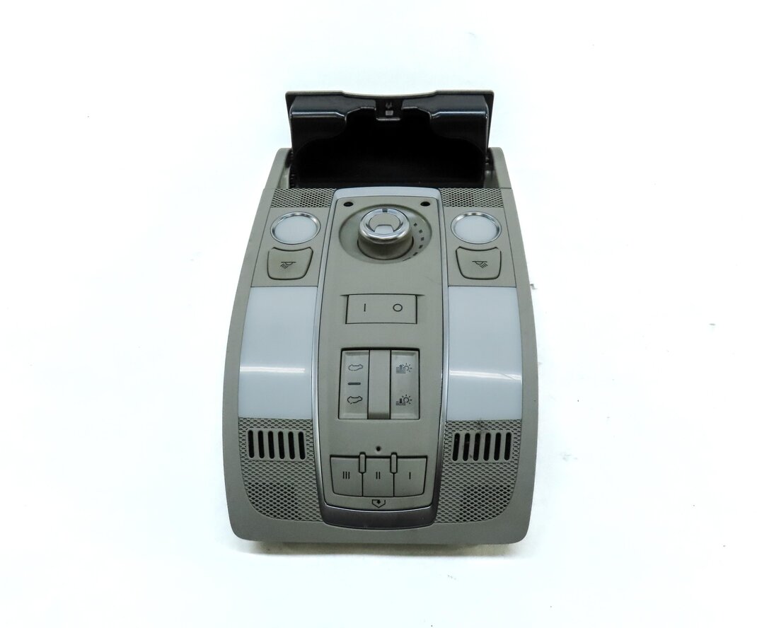 Thumbnail 5: 2010 AUDI Q7 (4L) FRONT DOMELIGHT MAP READING COURTESY DOME LIGHT LAMP (GRAY)