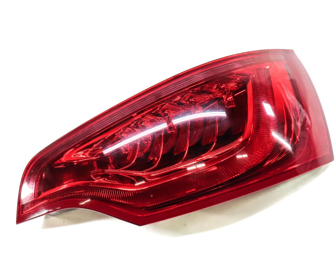 Thumbnail 4: 2010-2015 AUDI Q7 (4L) REAR RIGHT PASSENGER TAILLIGHT BRAKE LIGHT LAMP (LED)