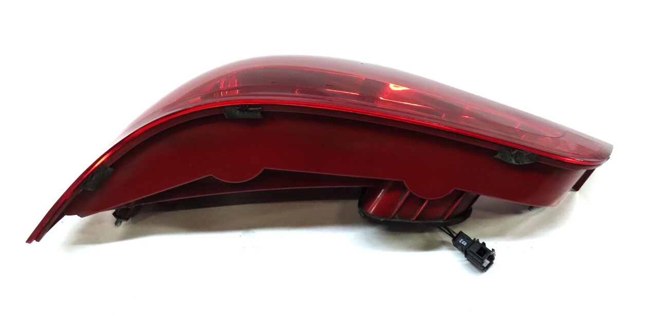 Thumbnail 5: 2010-2015 AUDI Q7 (4L) REAR RIGHT PASSENGER TAILLIGHT BRAKE LIGHT LAMP (LED)