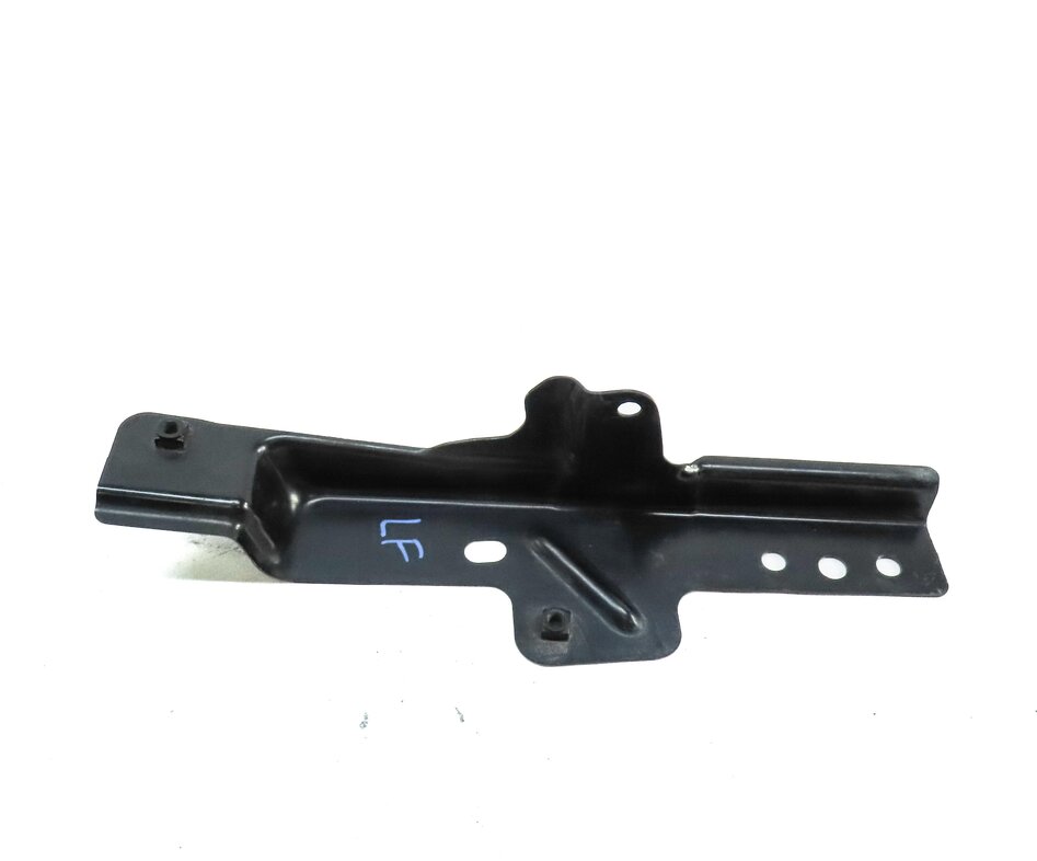 Thumbnail 8: 2010 AUDI Q7 (4L) FRONT LEFT DRIVER FENDER MOUNT MOUNTING BRACKET BRACE