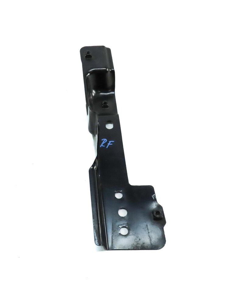 Thumbnail 3: 2010 AUDI Q7 (4L) FRONT RIGHT PASSENGER FENDER MOUNT MOUNTING BRACKET BRACE