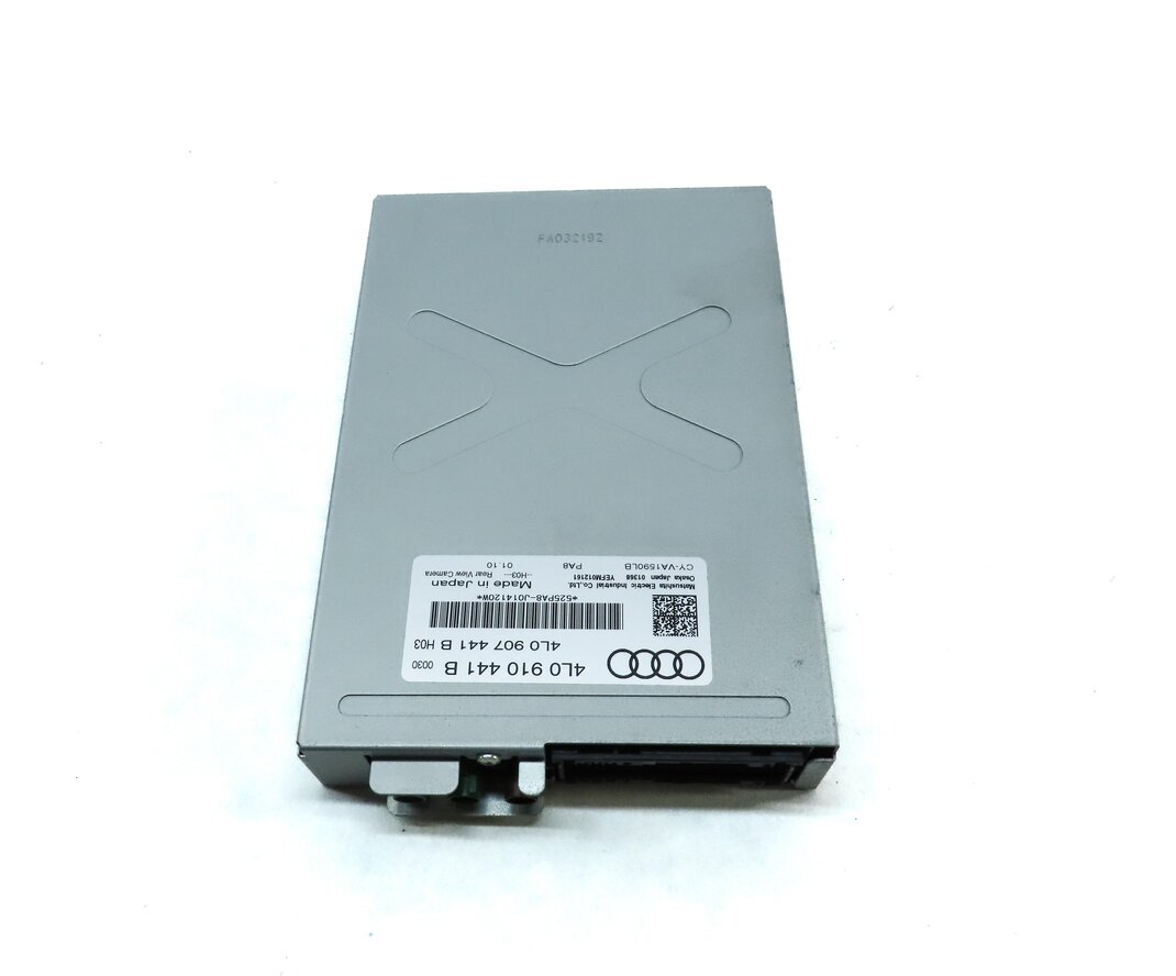 Thumbnail 3: 2010-2017 AUDI Q7 (4L) REARVIEW BACKUP REVERSE CAMERA CONTROL MODULE