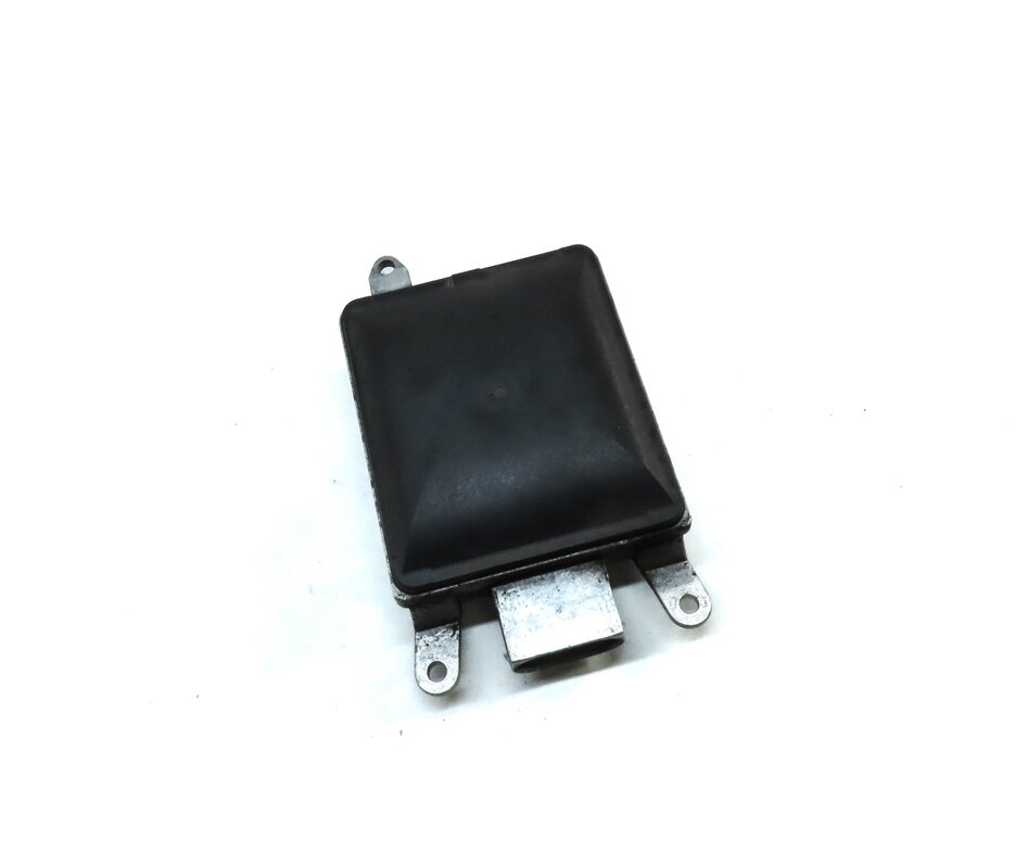 07-12 AUDI A8 S8 Q7 D3 4L LEFT REAR LANE DEPARTURE BLIND SPOT ALERT SLAVE MODULE
