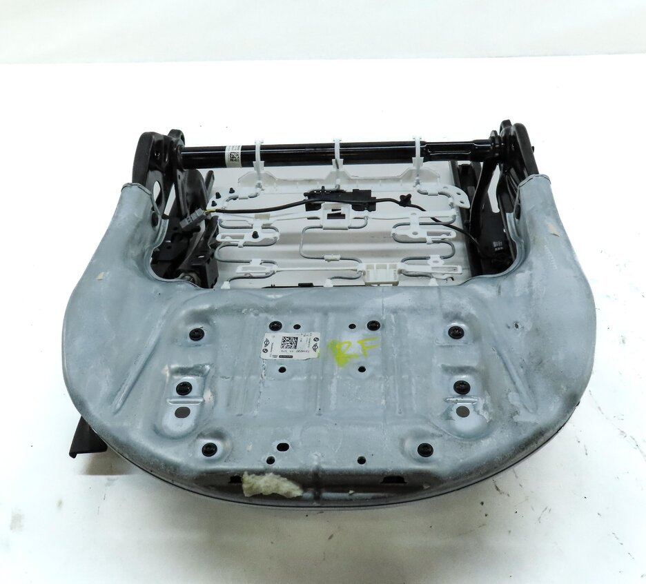 Thumbnail 2: 16-19 BMW X1 (F48) FRONT RIGHT STANDARD PASSENGER SEAT TRACK w/ ADJUST MOTORS