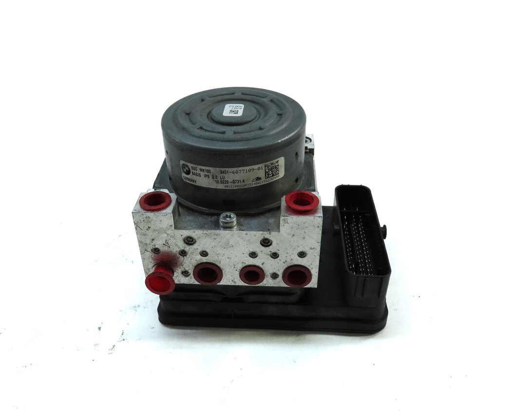 Thumbnail 2: 2016-2017 BMW X1 (F48) DSC ABS BRAKE PUMP w/ MODULE (w/o LANE DEPARTURE)