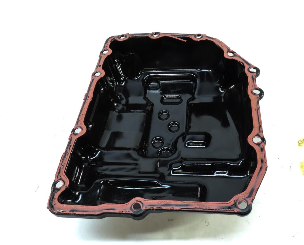 Thumbnail 3: 2016 BMW X1 (F48) 2.0L TURBO B46 ENGINE AUTO AUTOMATC TRANSMISSION OIL PAN