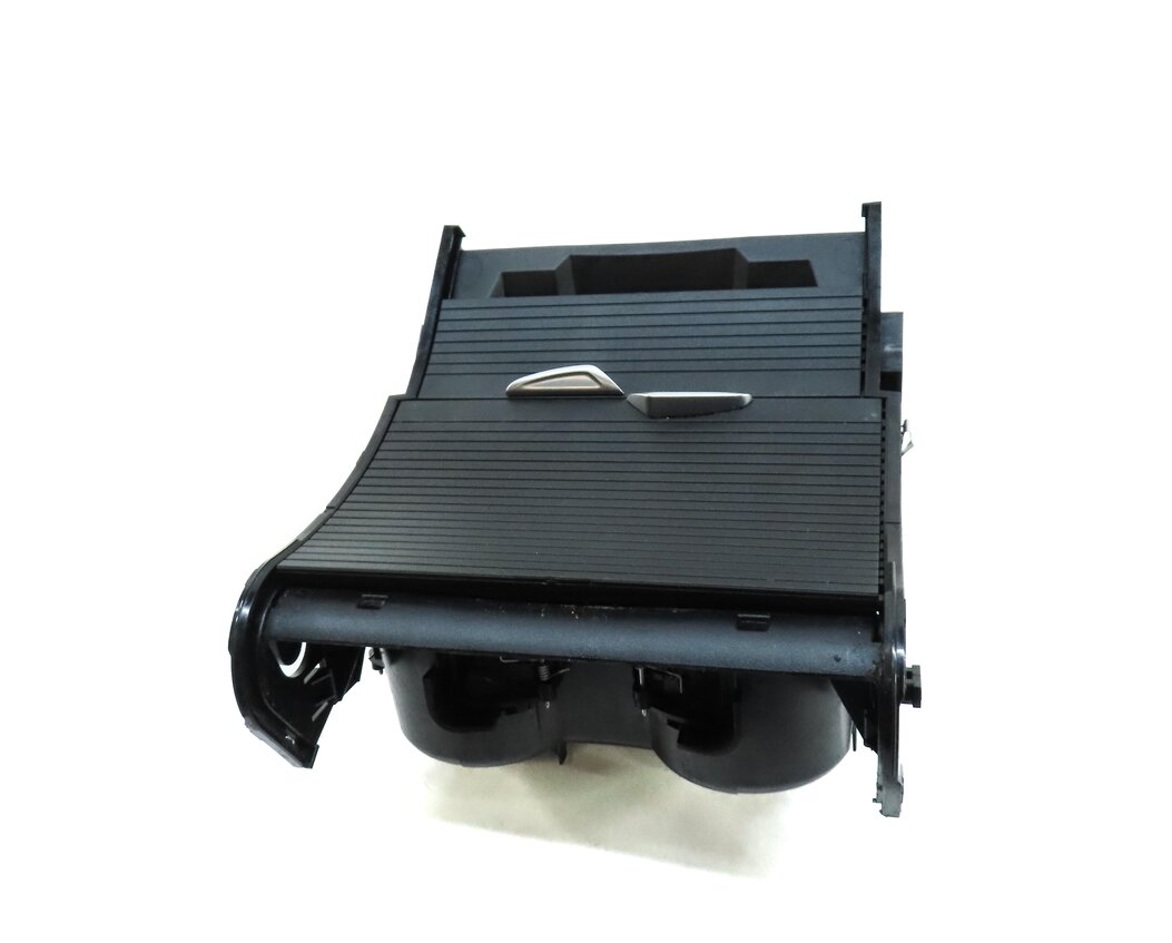Thumbnail 4: 2016 BMW X1 (F48) FRONT CENTER CONSOLE CUPHOLDER CUP HOLDER (BLACK)