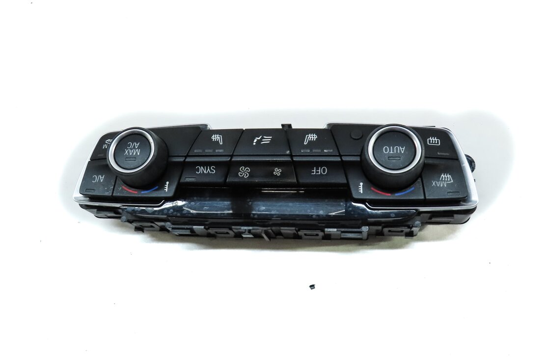 Thumbnail 4: 2016-2020 BMW X1 X2 (F39 F48) FRONT HEATER A/C TEMPERATURE CLIMATE CONTROL PANEL
