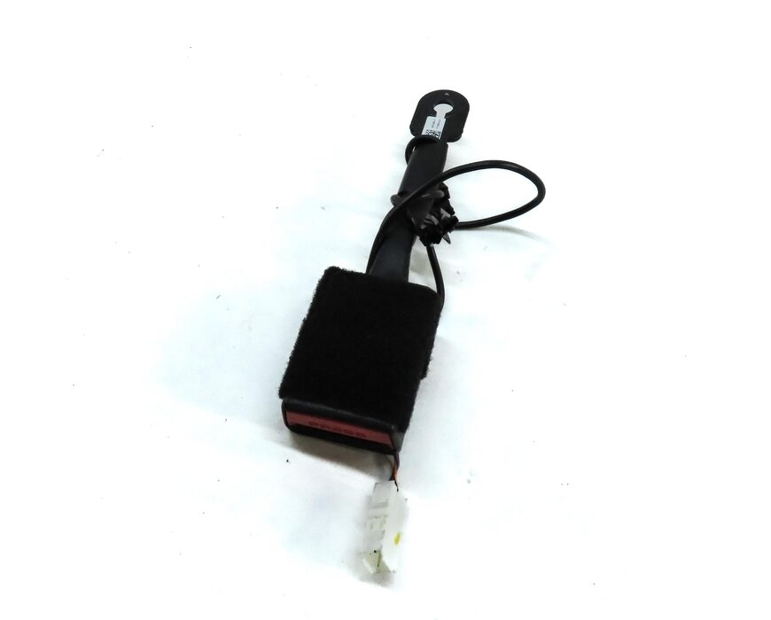 2014-2018 MINI COOPER / BMW X1 (F48) FRONT SEATBELT BUCKLE RECIEVER (FITS L & R)