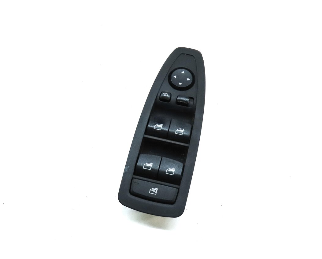 Thumbnail 1: 14-21 BMW X1 X5 X5M X6 X6M (F15 F16 F39 F48 F85 F86) DRIVER P-FOLD WINDOW SWITCH