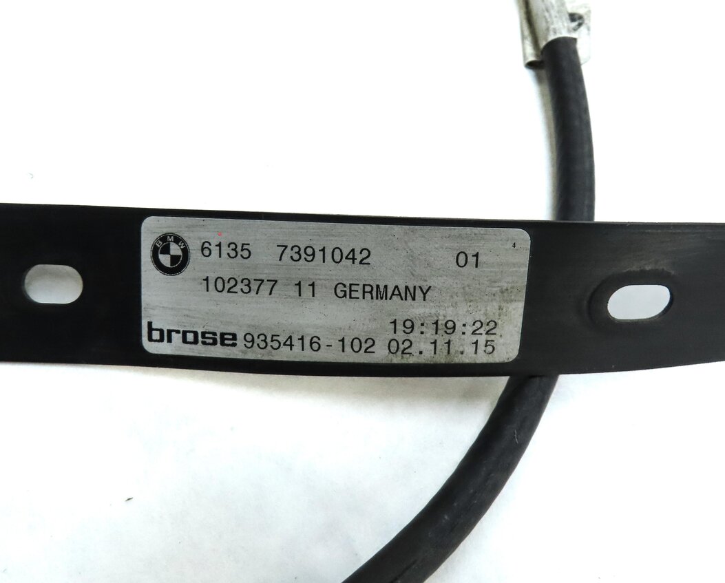 Thumbnail 5: 2016 BMW X1 (F48) REAR TRUNK KICK PANEL SMART OPENER MODULE w/ ANTENNA SENSOR