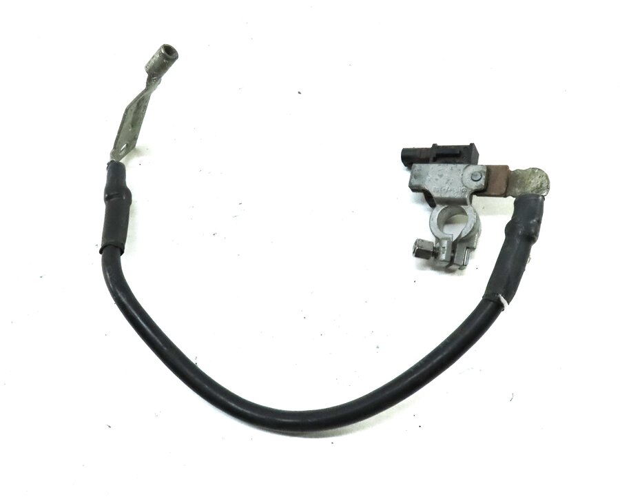 Thumbnail 3: 2016 BMW X1 (F48) NEGATIVE BATTERY CABLE & INTELLIGENT BATTERY SYSTEM IBS MODULE