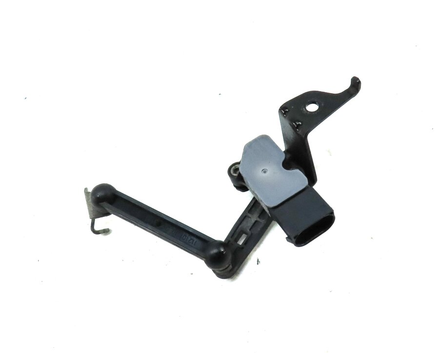 2016 BMW X1 (F48) REAR RIGHT SUSPENSION HEIGHT LEVEL SENSOR 37146870200