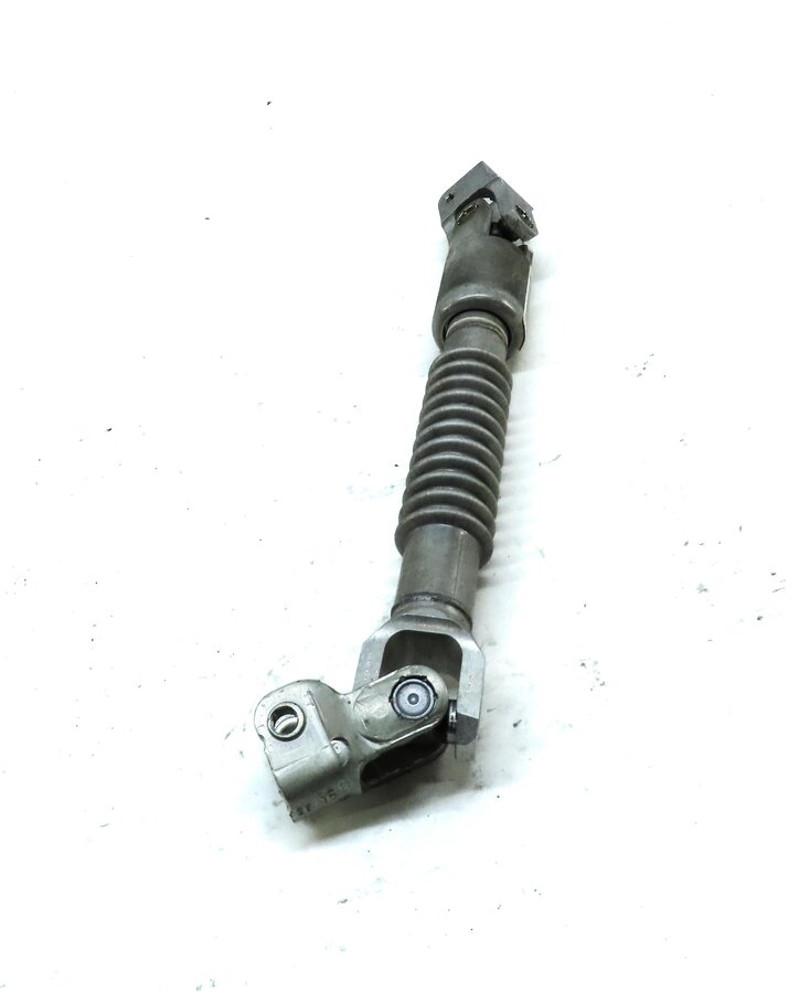 Thumbnail 3: 2016-2017 BMW X1 (F48) STEERING COLUMN U-JOINT SWIVEL SHAFT