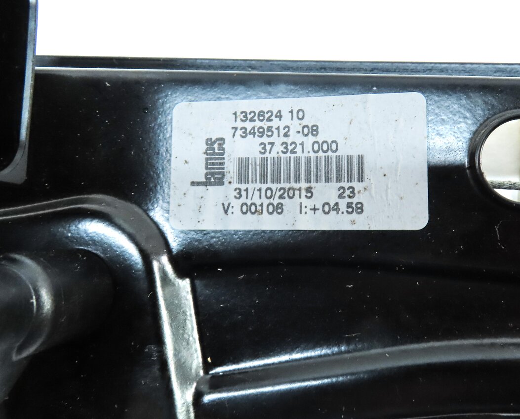 Thumbnail 5: 2016-2021 BMW X1 (F48) RIGHT REAR DOOR WINDOW REGULATOR w/ MOTOR