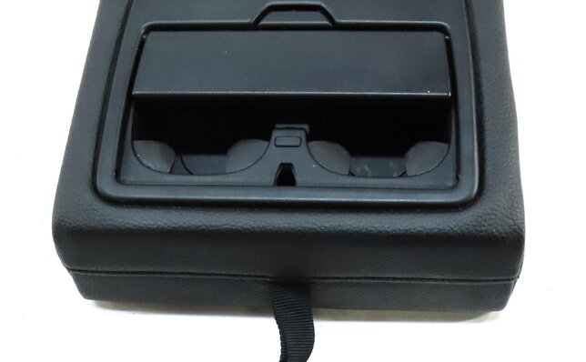 Thumbnail 6: 2016 BMW X1 (F48) REAR SEAT ARMREST ARM REST CUPHOLDER (BLACK DAKOTA LEATHER)