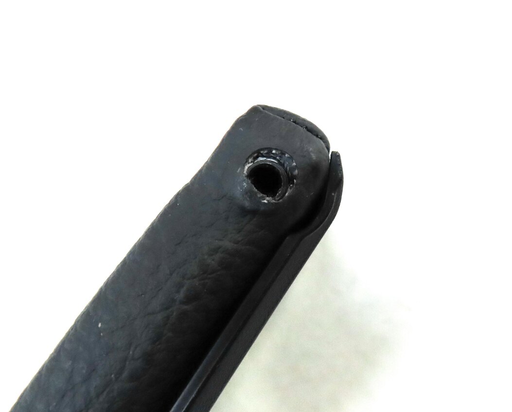 Thumbnail 8: 2016 BMW X1 (F48) REAR SEAT ARMREST ARM REST CUPHOLDER (BLACK DAKOTA LEATHER)