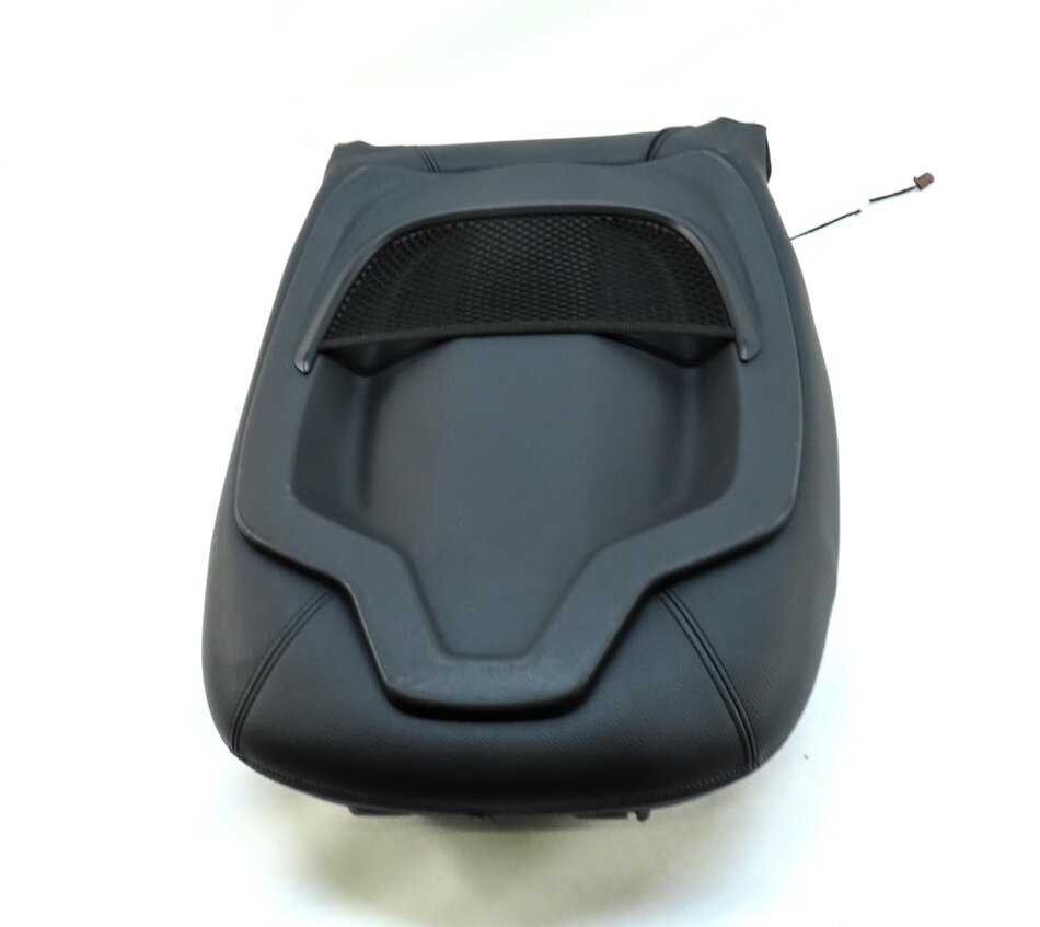 Thumbnail 5: 2016 BMW X1 (F48) FRONT LEFT UPPER STANDARD HEAT SEAT CUSHION (BLACK PERFORATED)