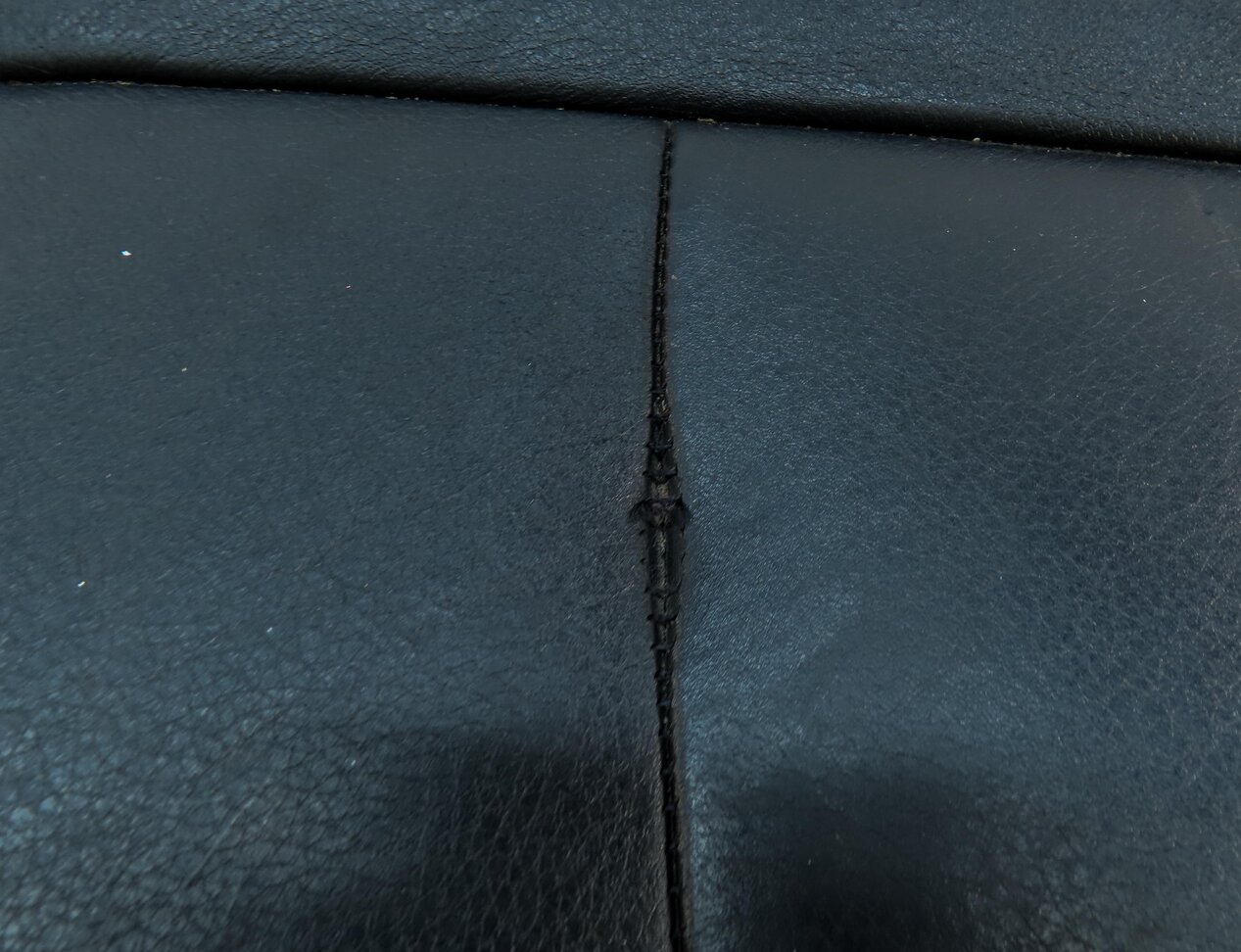 Thumbnail 8: 2016 BMW X1 F48 FRONT LEFT LOWER STANDARD HEATED SEAT CUSHION (BLACK PERFORATED)