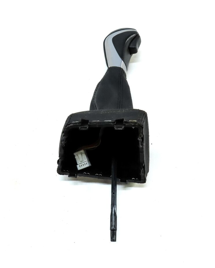 Thumbnail 5: 2016 BMW X1 (F48) AUTO AUTOMATIC SHIFT SHIFTER KNOB & BOOT 61319391197