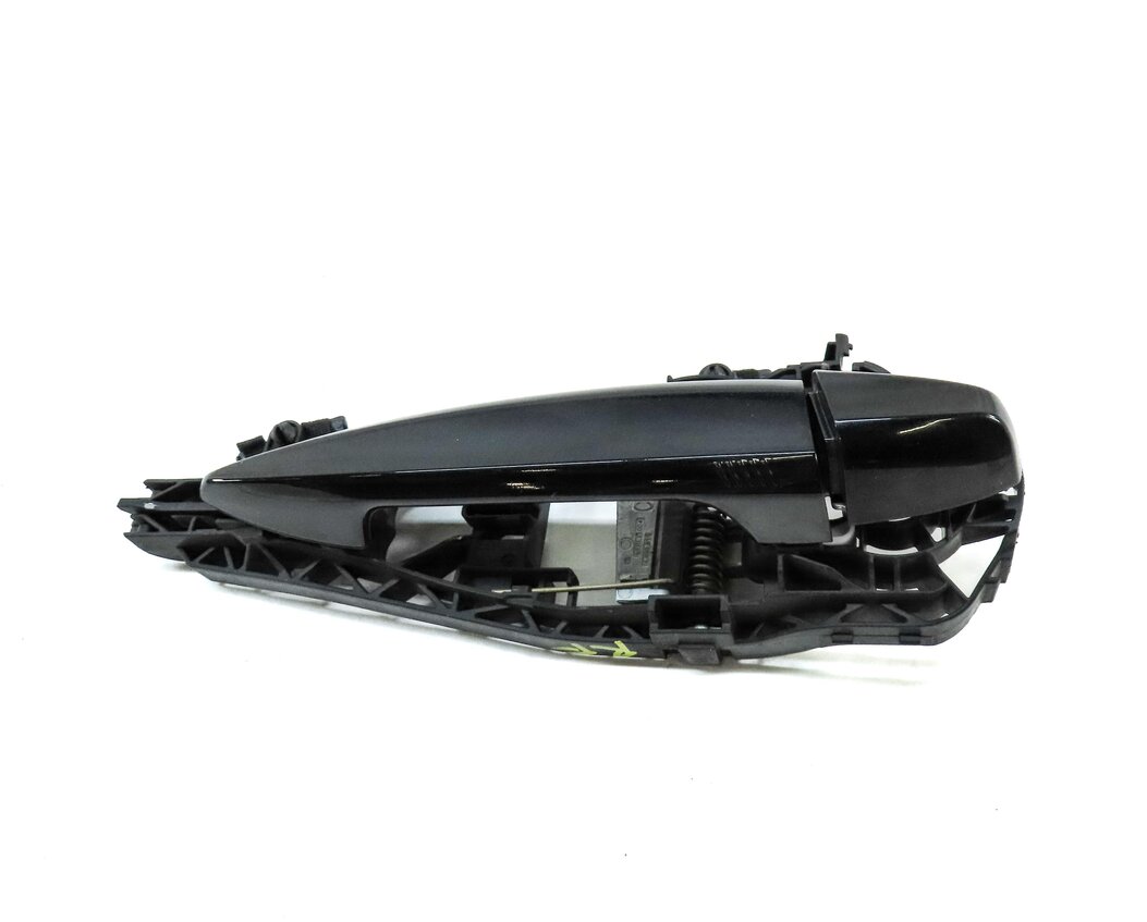 Thumbnail 2: 14-21 BMW X1 X2 X5 X6 (F15 F16 F39 F48) RIGHT FRONT COMFORT DOOR HANDLE (BLACK)