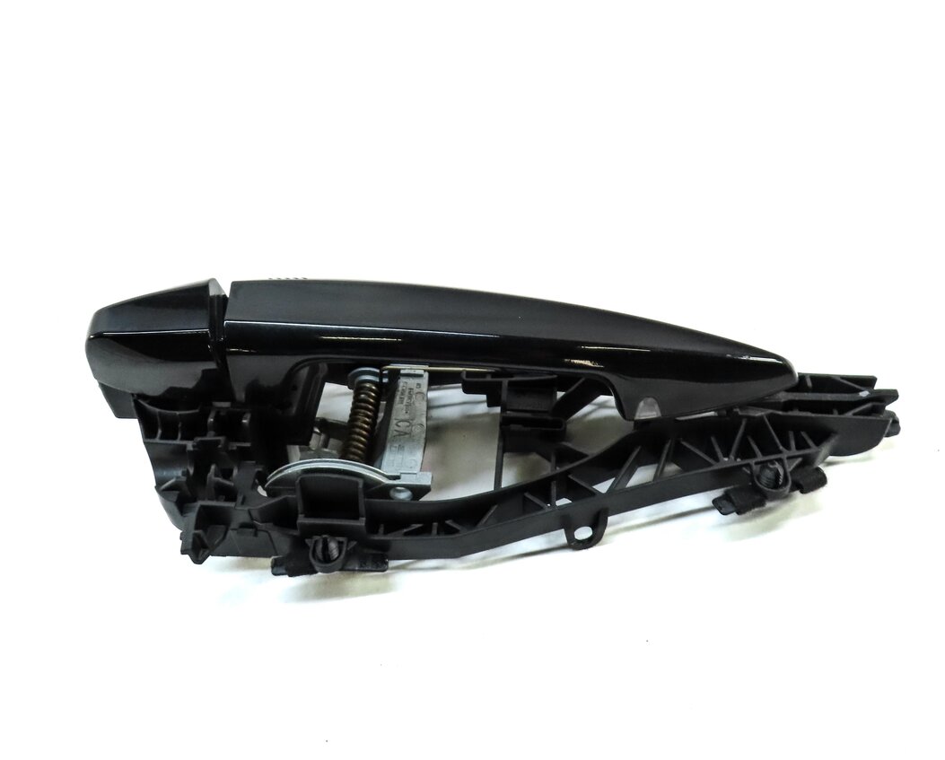 Thumbnail 3: 14-21 BMW X1 X2 X5 X6 (F15 F16 F39 F48) RIGHT FRONT COMFORT DOOR HANDLE (BLACK)