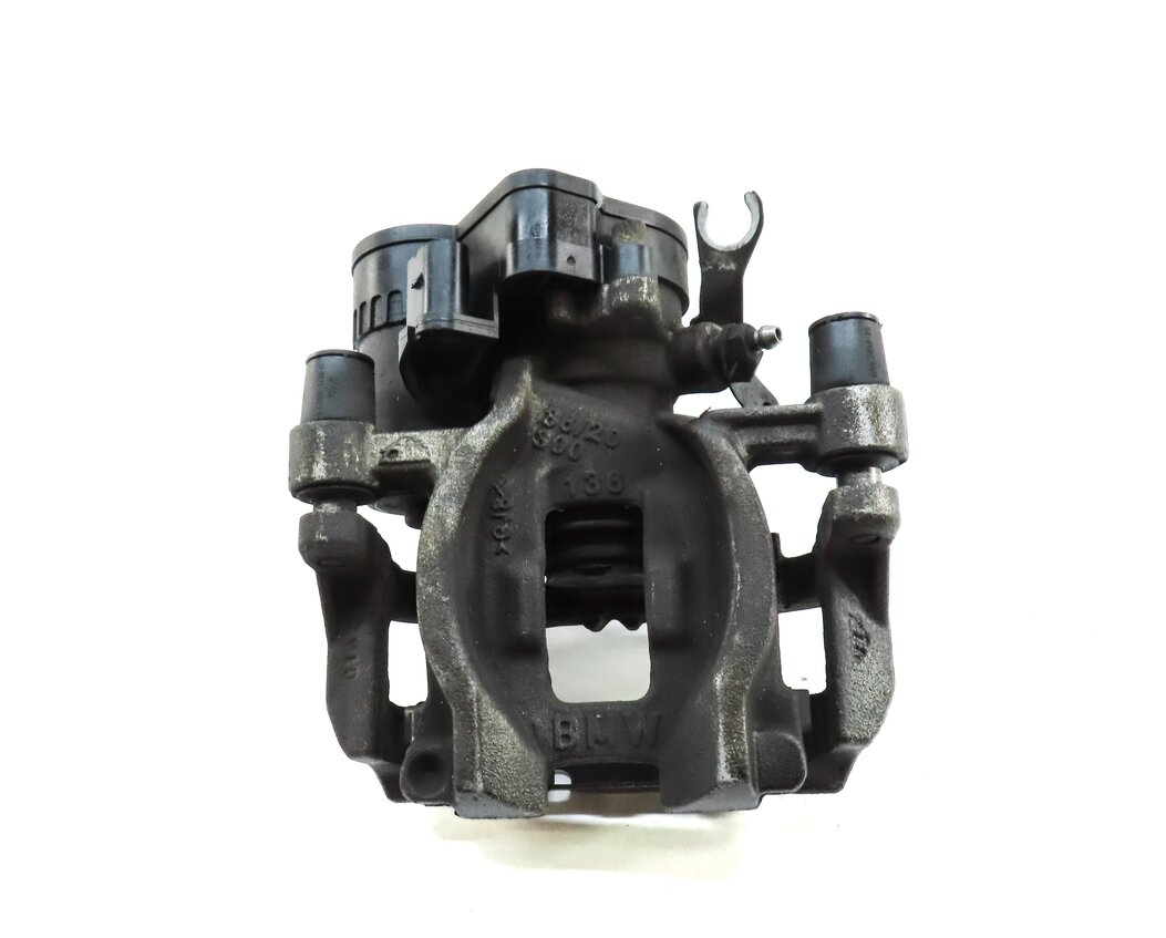 Thumbnail 2: 2016-2021 MINI COUNTRYMAN BMW X1 X2 228i (F39 F45 F48) RIGHT REAR BRAKE CALIPER