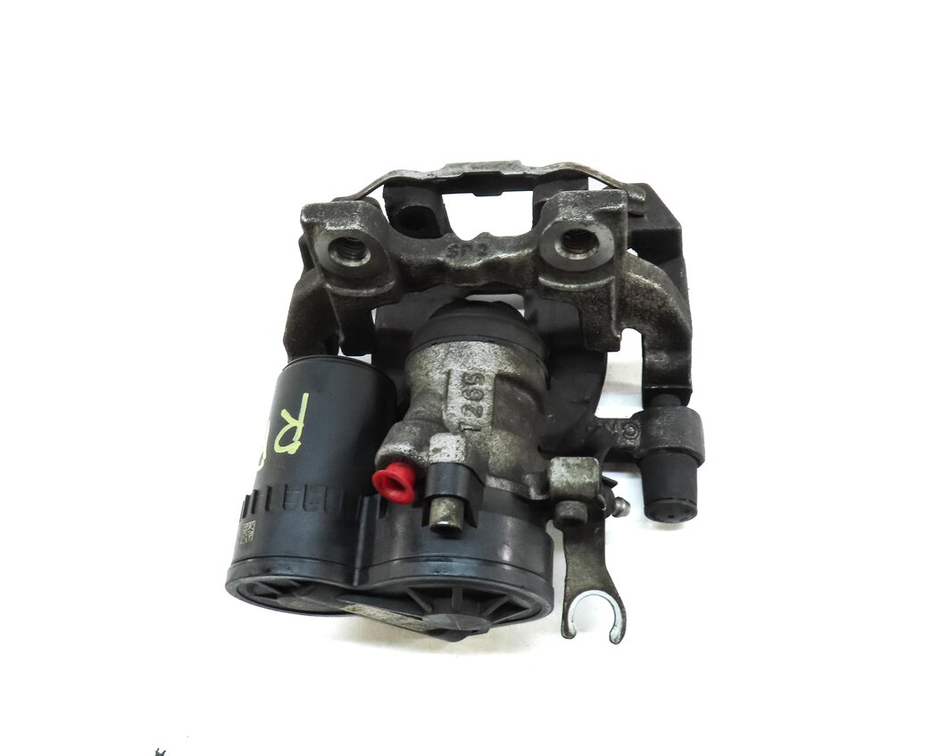 Thumbnail 4: 2016-2021 MINI COUNTRYMAN BMW X1 X2 228i (F39 F45 F48) RIGHT REAR BRAKE CALIPER