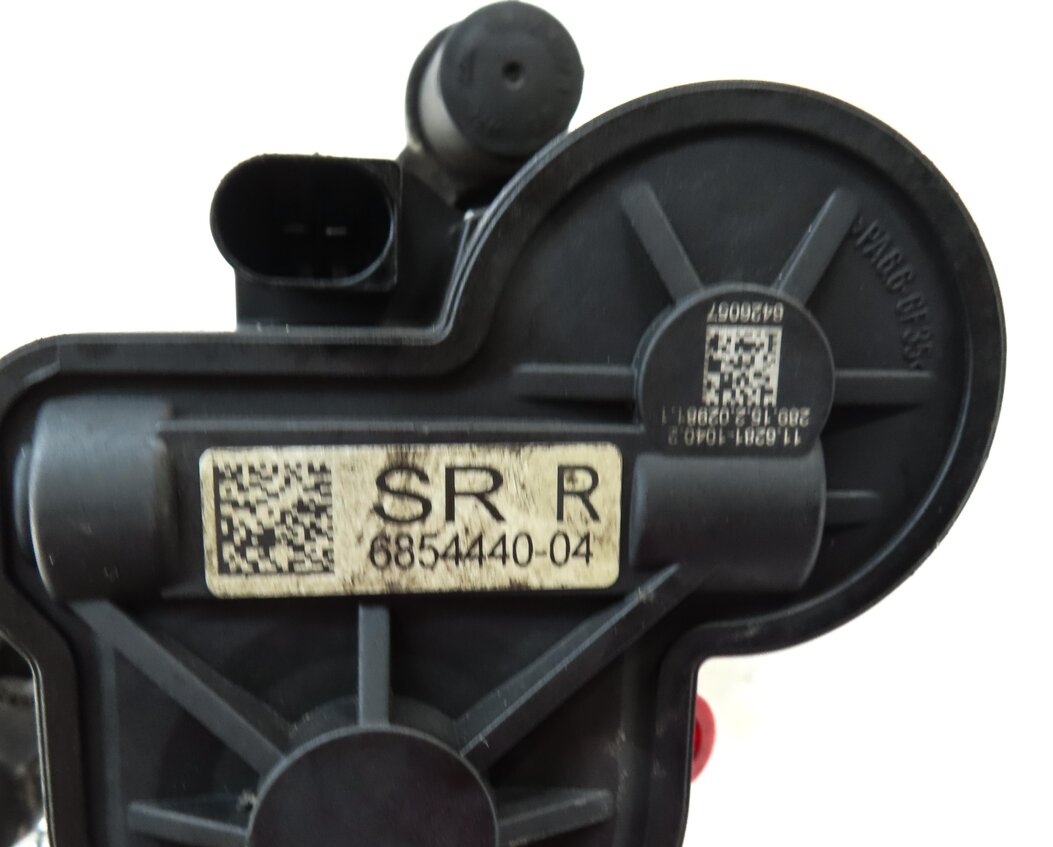 Thumbnail 7: 2016-2021 MINI COUNTRYMAN BMW X1 X2 228i (F39 F45 F48) RIGHT REAR BRAKE CALIPER
