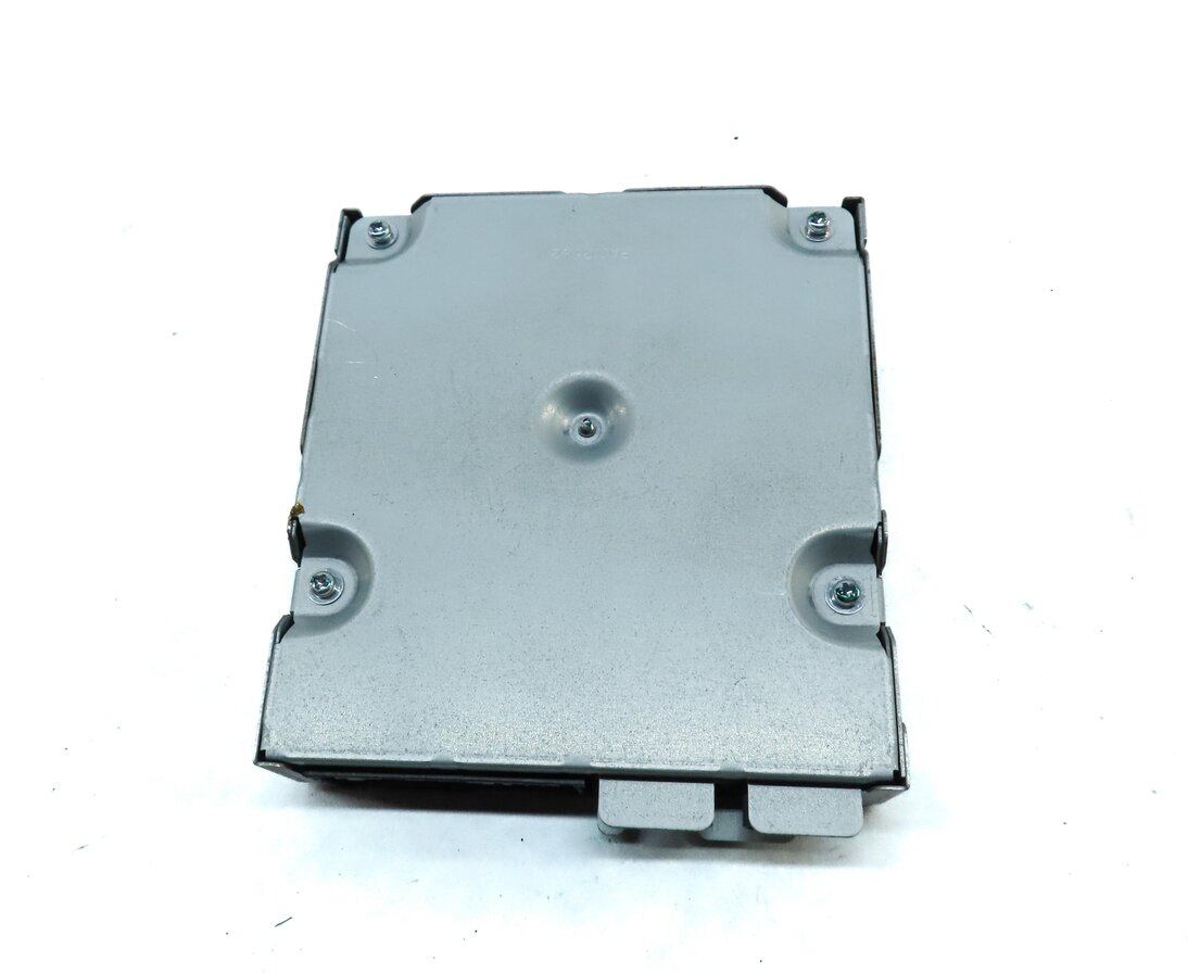 Thumbnail 4: 2011-2016 PORSCHE CAYENNE (958) REARVIEW CAMERA CONTROL MODULE