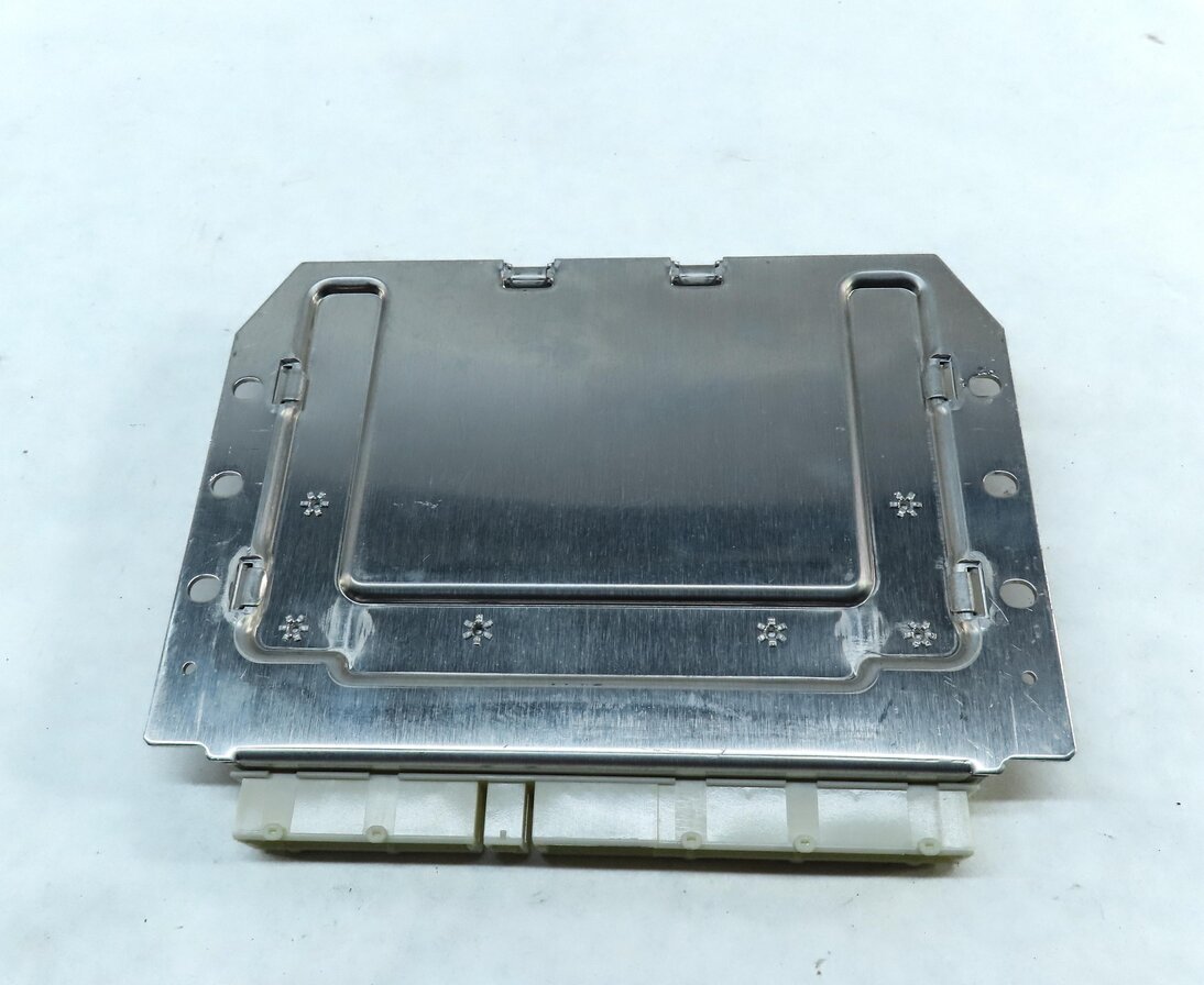 Thumbnail 4: 2011-2016 PORSCHE CAYENNE (958) AIR SUSPENSION CONTROL MODULE