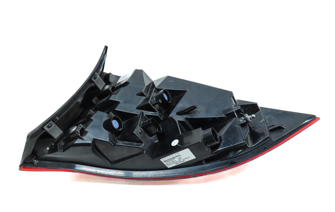 Thumbnail 4: 2011-2014 PORSCHE CAYENNE (958) LEFT DRIVER OUTER TAILLIGHT BRAKE LIGHT LAMP
