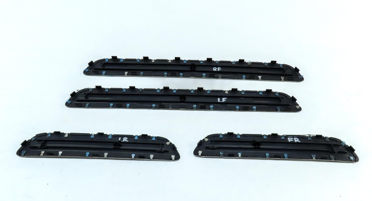 Thumbnail 4: 2011 PORSCHE CAYENNE (958) FRONT REAR LEFT RIGHT DOOR SILL TRIM SET 4 (SILVER)