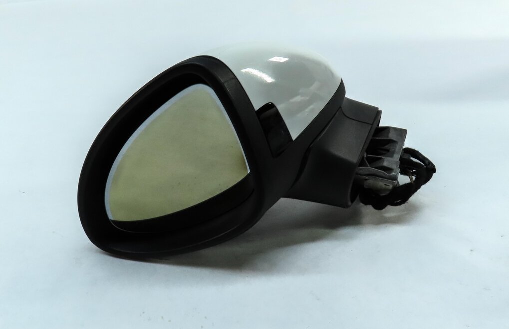 11-14 PORSCHE CAYENNE (958) LEFT P-FOLD AUTODIM BLIND SPOT MIRROR (SAND WHITE)
