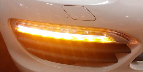 Thumbnail 2: 11-14 PORSCHE CAYENNE (958) RIGHT FRONT DRL DAY TIME RUNNING MARKER LIGHT LAMP