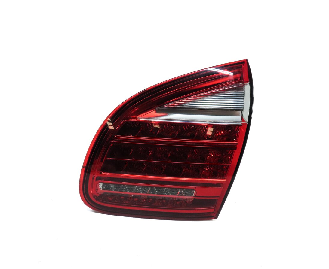 Thumbnail 3: 2011-2014 PORSCHE CAYENNE (958) RIGHT PASSENGER INNER TRUNK TAILLIGHT LIGHT LAMP