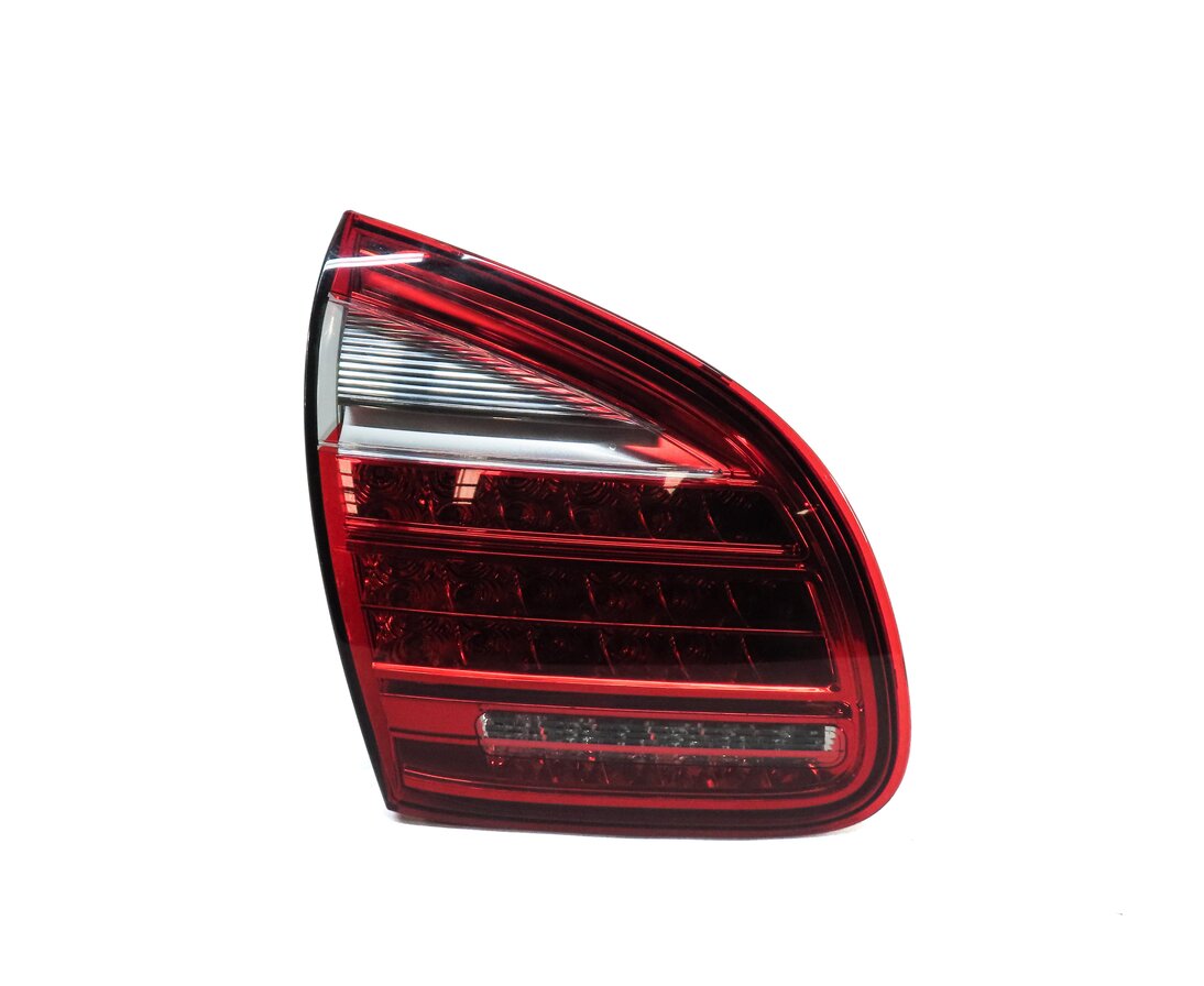 Thumbnail 3: 2011-2014 PORSCHE CAYENNE (958) LEFT DRIVER INNER TRUNK TAILLIGHT LIGHT LAMP