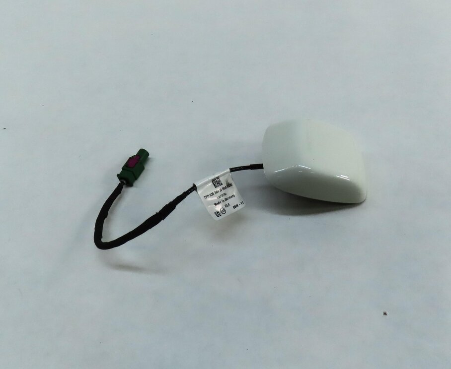 Thumbnail 3: 11-18 PORSCHE CAYENNE PANAMERA (958 970 G1) RADIO SHARK FIN ANTENNA (SAND WHITE)