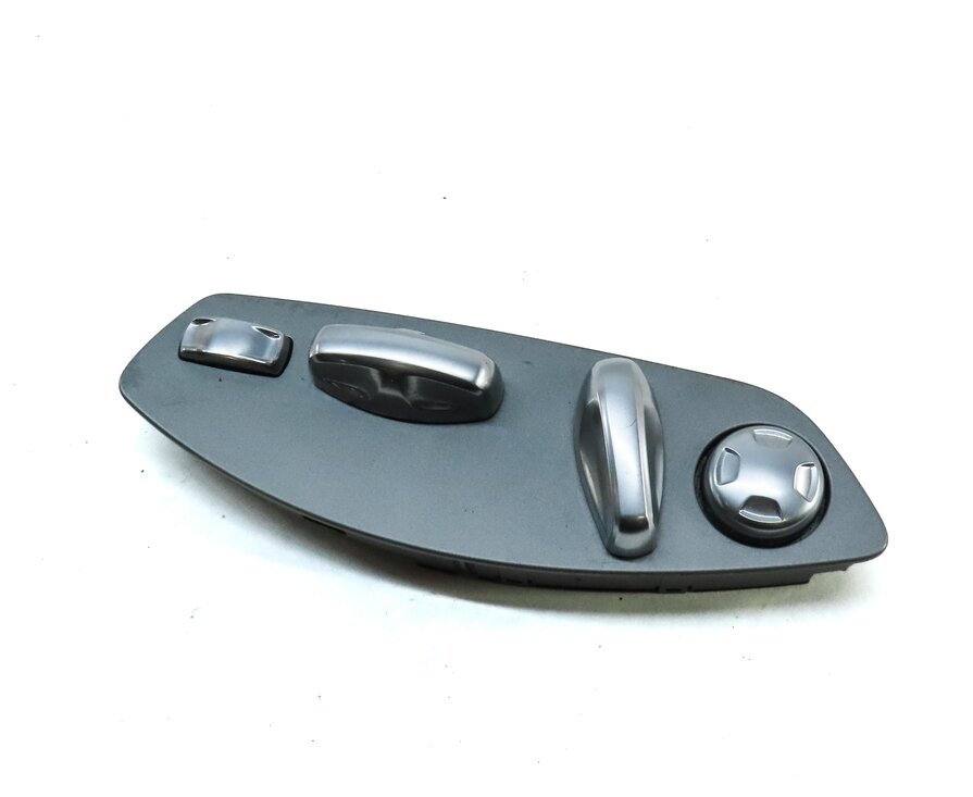 Thumbnail 2: 2011 PORSCHE CAYENNE (958) FRONT RIGHT PASSENGER SEAT ADJUST SWITCH w/ LUMBAR
