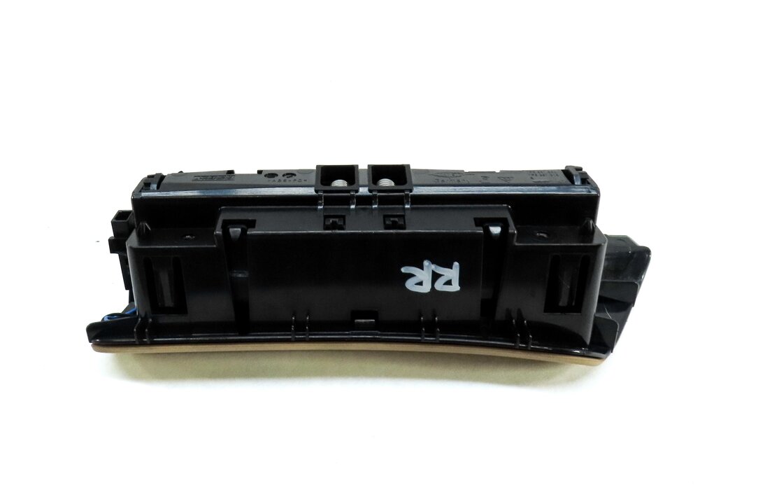 Thumbnail 4: 2011 PORSCHE CAYENNE (958) REAR RIGHT DOOR SLIDE OUT STORAGE CUBBY (BEIGE)