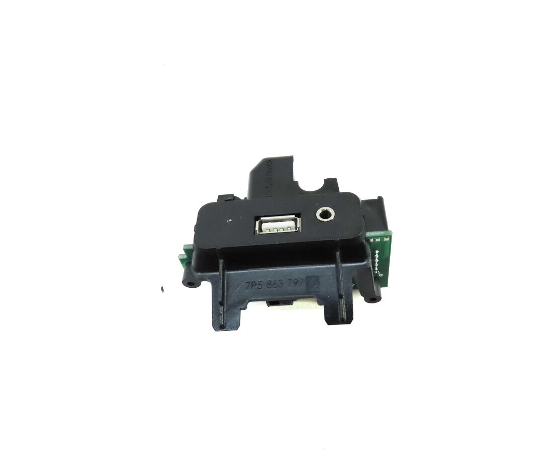 Thumbnail 2: 2011 PORSCHE CAYENNE (958) RADIO STEREO AUX IN JACK w/ USB 7PP035727B