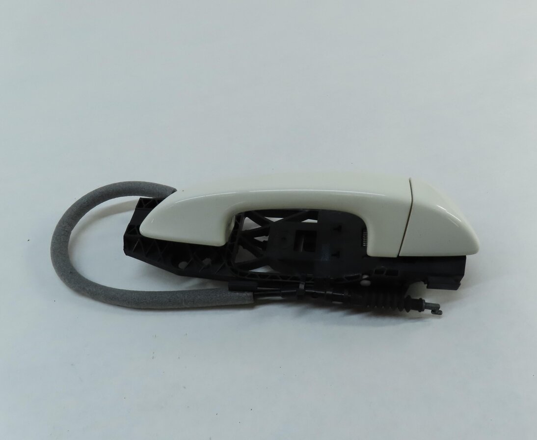 Thumbnail 3: 11-18 PORSCHE CAYENNE 958 RIGHT FRONT PASSENGER EXTERIOR DOOR HANDLE SAND WHITE