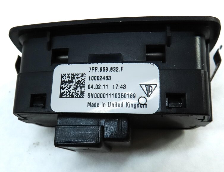 Thumbnail 5: 2011 PORSCHE CAYENNE (958) REAR HATCH TRUNK CLOSE SWITCH PUSH BUTTON 7PP959832F