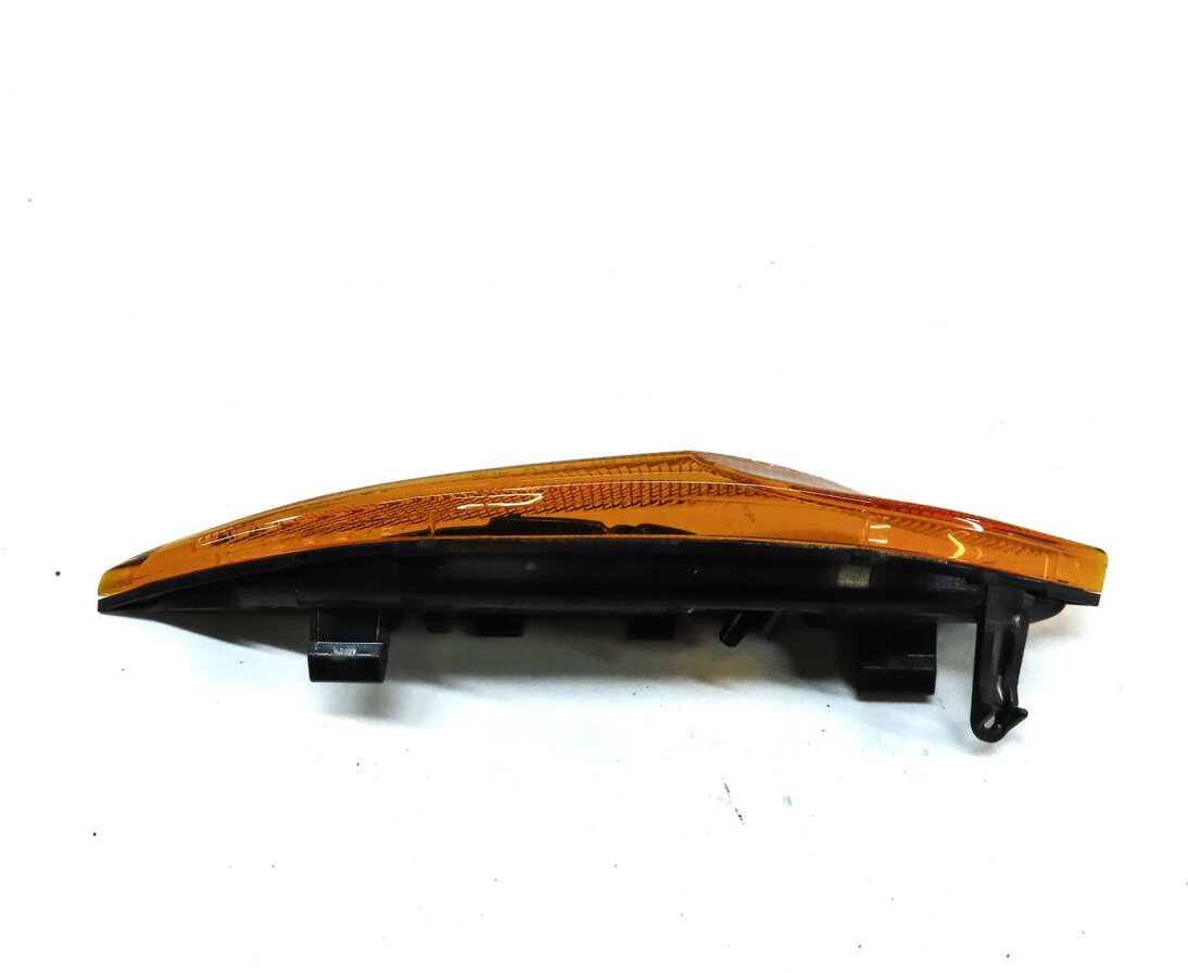 Thumbnail 3: 2011 PORSCHE CAYENNE (958) FRONT LEFT DRIVER MARKER LIGHT (AMBER) 7P5949101