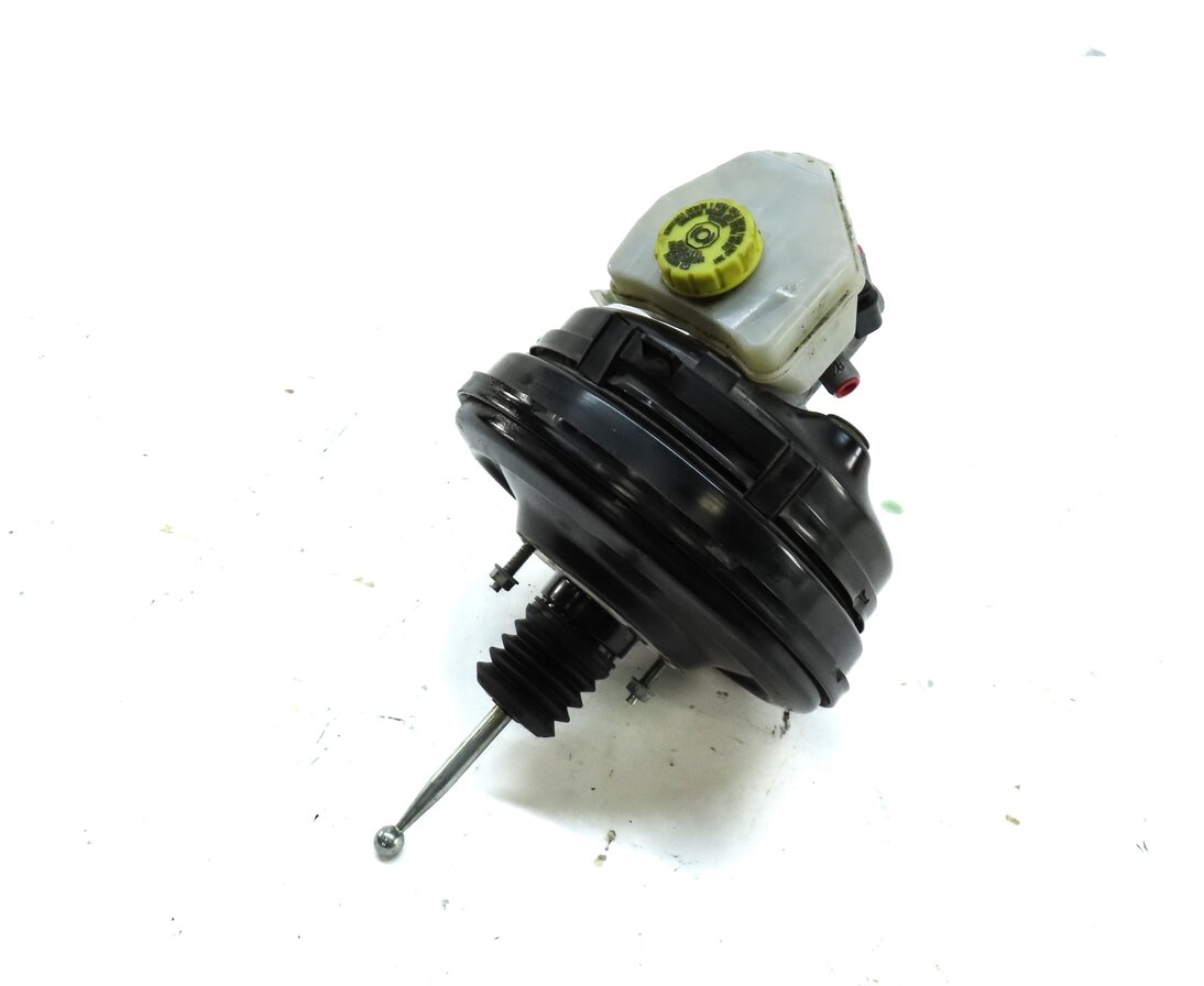 2011-2018 PORSCHE CAYENNE (958) POWER BRAKE BOOSTER MASTER CYLINDER & RESERVOIR