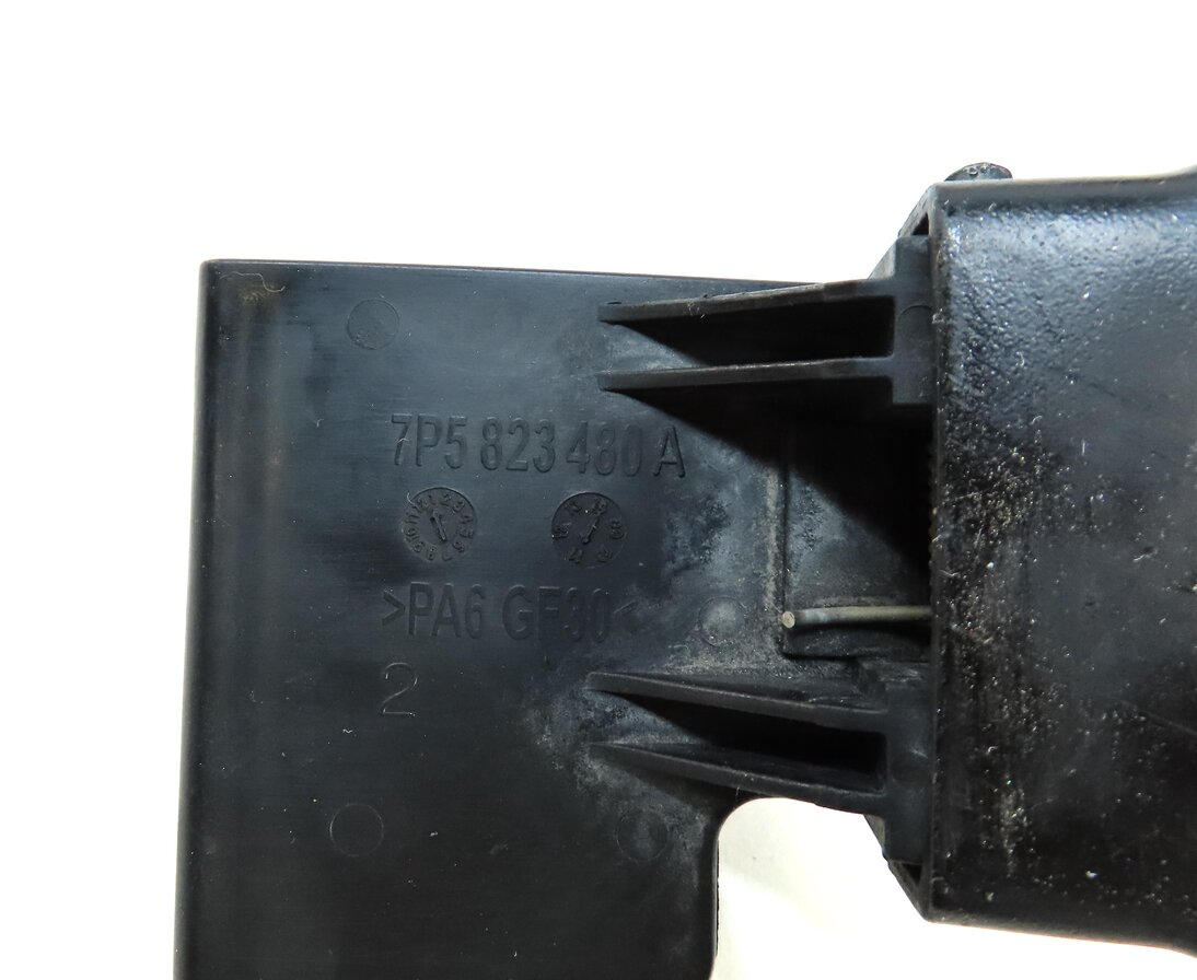Thumbnail 6: 2011 PORSCHE CAYENNE (958) HOOD SAFETY CATCH HOOK STRIKER & RELEASE HANDLE