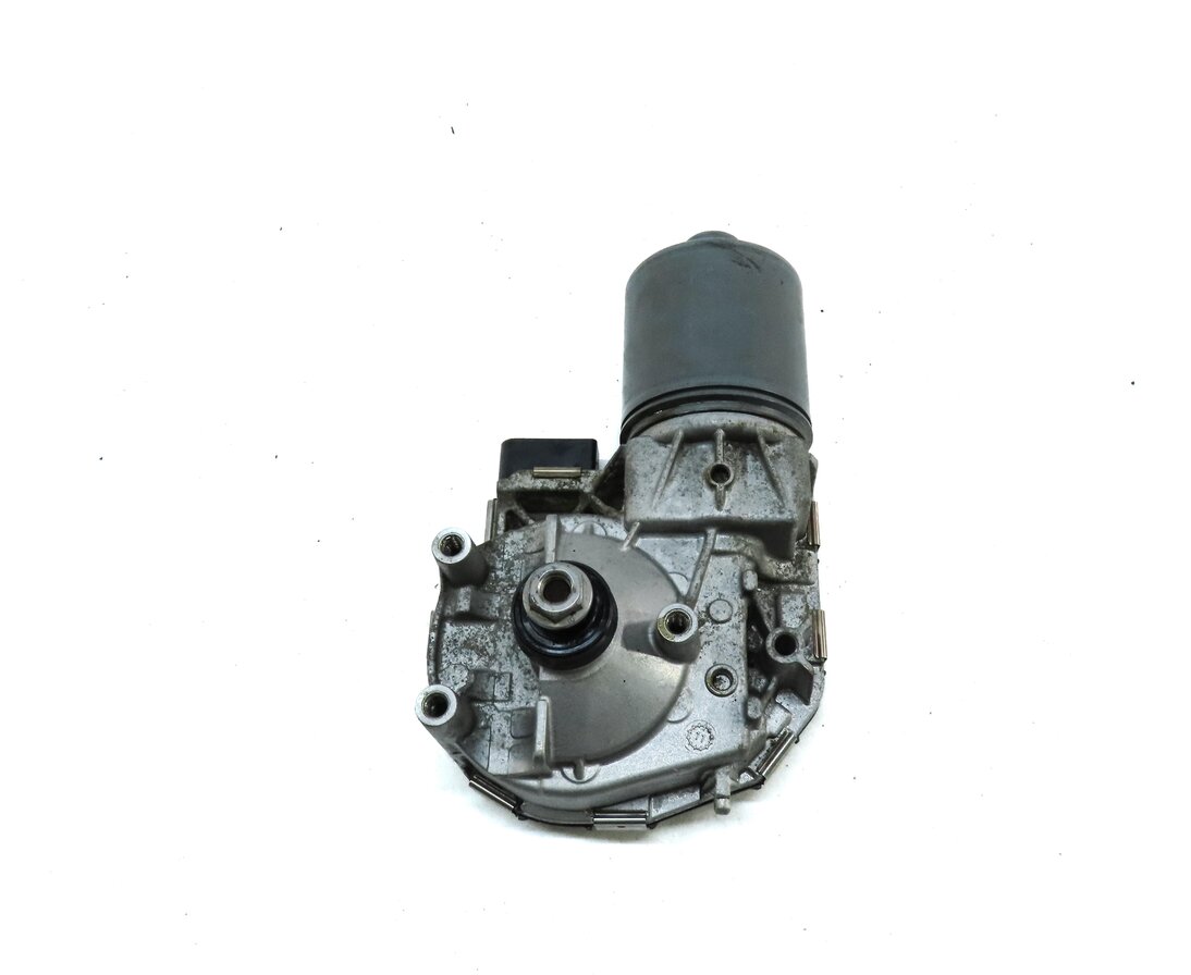Thumbnail 3: 2011-2018 PORSCHE CAYENNE (958) FRONT WINDSHIELD WIPER MOTOR